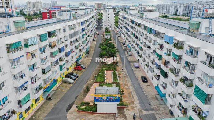 Nhà ở xã hội là loại hình nhà ở do Nhà nước Việt Nam sở hữu và quản lý