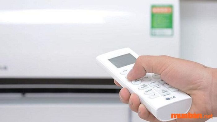 Tránh việc tắt mở máy lạnh Aqua liên tục