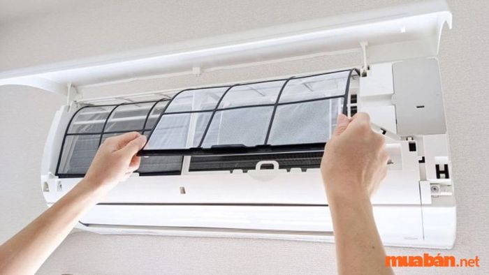 Tìm kiếm dịch vụ sửa chữa máy lạnh Aqua đáng tin cậy