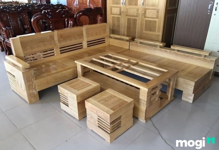 Mẫu bàn ghế đơn giản từ gỗ dổi
