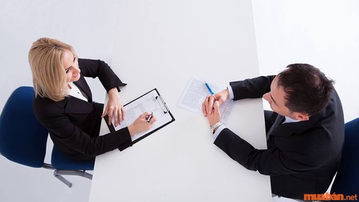 Thể hiện sự sắc sảo và nhanh nhạy qua câu hỏi