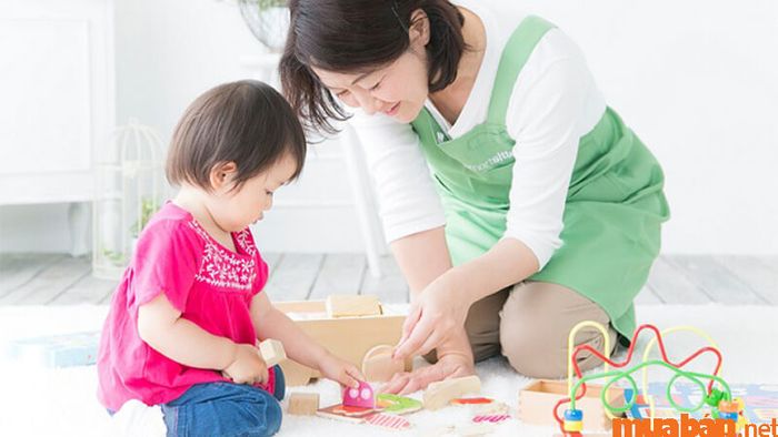 Công việc trông trẻ tại nhà giúp bạn vừa có thể kiếm thêm thu nhập vừa dành thời gian chăm sóc gia đình.