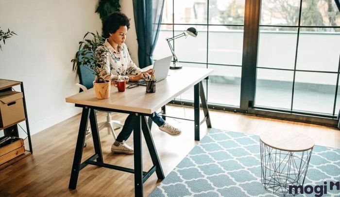 Yếu tố ánh sáng trong thiết kế phòng làm việc tại nhà là một yếu tố quan trọng không thể thiếu.