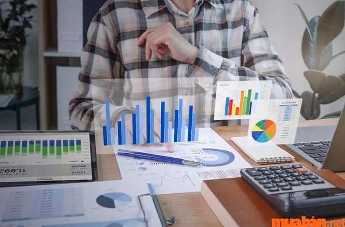 Học Marketing ra làm gì? Có thể trở thành nhân viên kinh doanh chuyên nghiệp.