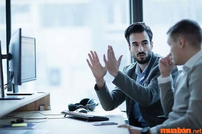 IT Manager cần có các kỹ năng như giao tiếp, báo cáo, và nhiều kỹ năng quan trọng khác để quản lý công việc hiệu quả.