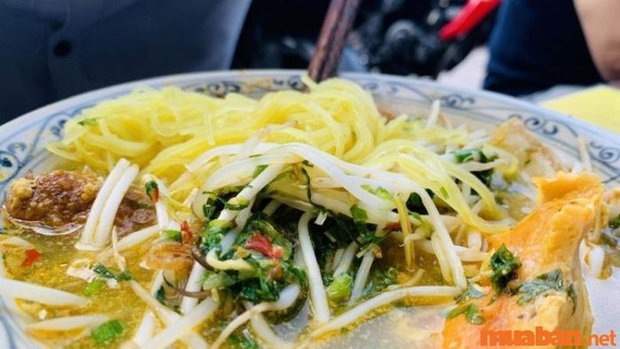 Mì Quảng Nha Trang – một món ăn đặc trưng của vùng đất biển, mang đậm hương vị miền Trung