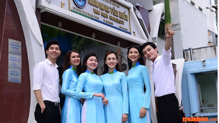 Đại học Văn Hiến