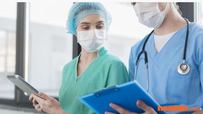 Những sự khác biệt giữa Registered Nurse và y tá thông thường