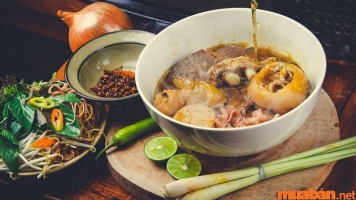 Bún bò Nha Trang có hương vị đậm đà và khác biệt
