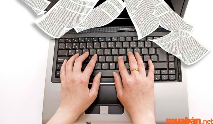 Đừng quên duy trì việc quảng bá sản phẩm liên tục trên các nền tảng trực tuyến của bạn.
