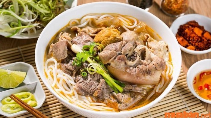 Bún bò Huế tại Nha Trang
