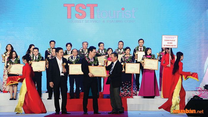 Travel agency là gì? Tìm hiểu Công ty TST