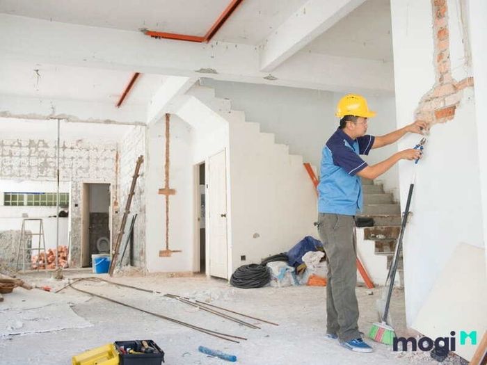 Thực hiện thi công công trình