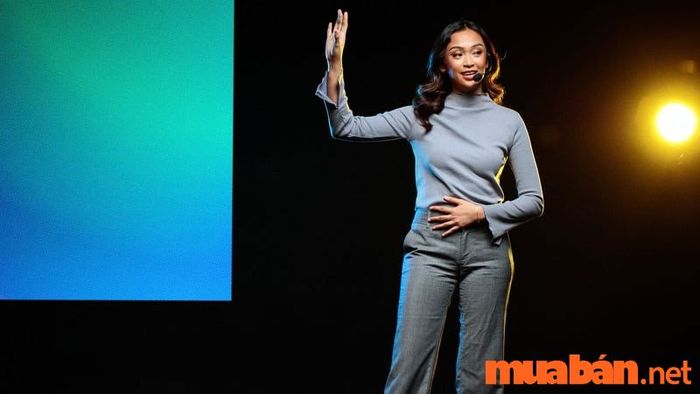 Những điều cần chú ý khi luyện tập Public Speaking là gì?