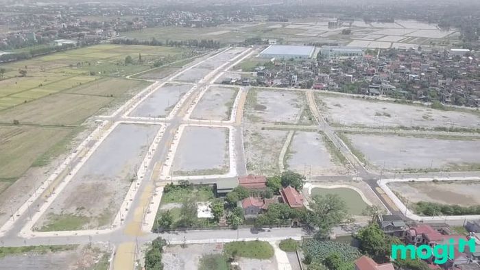 Dự án khu đô thị Thanh Hà đang là điểm sáng trong khu vực, với quy mô lớn và các tiện ích hiện đại phục vụ nhu cầu sống, làm việc và giải trí của cư dân.