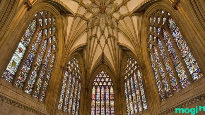 Đặc điểm kiến trúc Gothic
