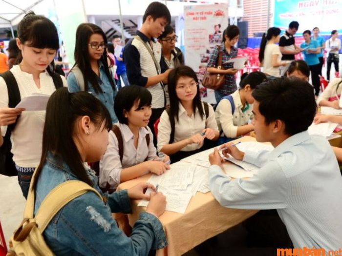 Các khối thi vào ngành kinh tế vận tải biển
