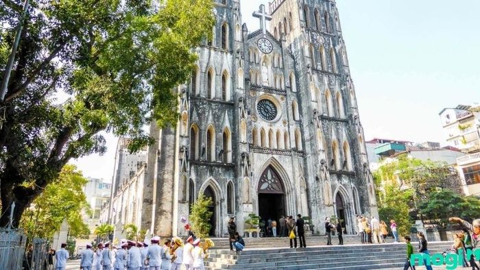 Vẻ đẹp cổ kính của Nhà thờ Lớn Hà Nội