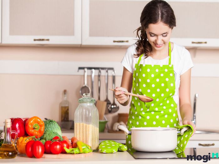 Bạn cần tạo ra một không gian bếp tiện nghi và dễ dàng sử dụng với tủ bếp của mình.