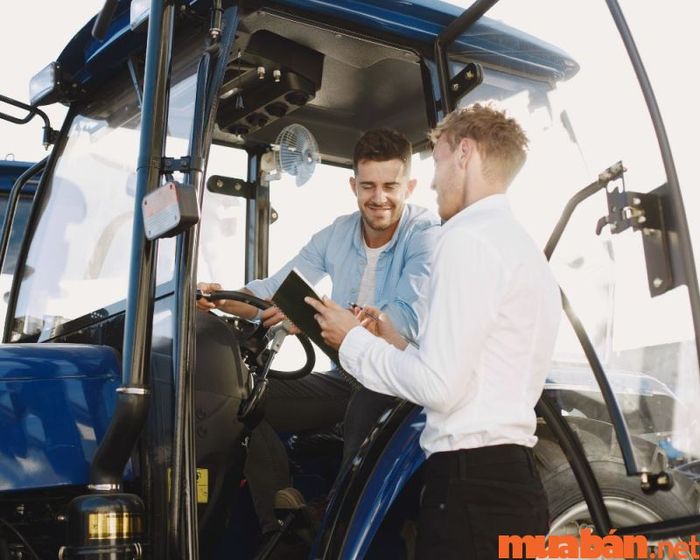 Ngành kinh doanh nông nghiệp mở ra nhiều cơ hội nghề nghiệp đa dạng với các vị trí và công việc phong phú trong nhiều lĩnh vực.