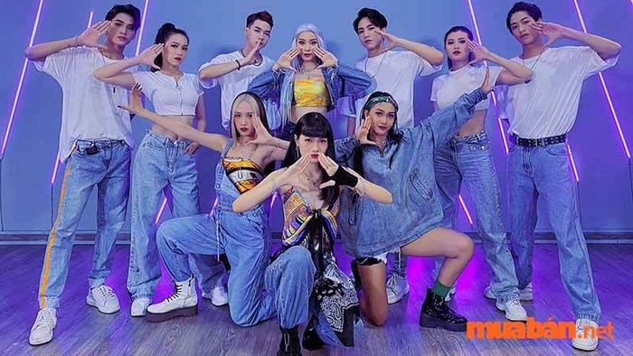 Nghề biên đạo múa còn có mối liên hệ với nhiều lĩnh vực nghệ thuật sân khấu khác nhau