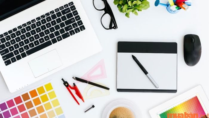 Creative Director có vai trò quan trọng đối với các doanh nghiệp và nhãn hàng.