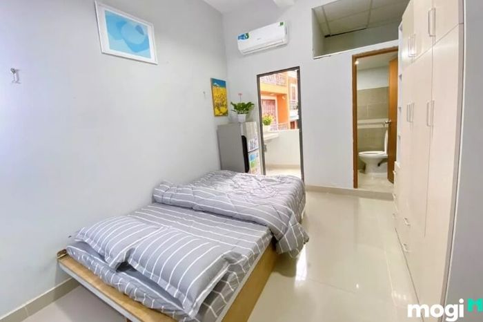 Các tuyến đường như Cách Mạng Tháng Tám, Lê Văn Sỹ, Vườn Chuối là những khu vực có nhiều nhà trọ tại Quận 3.