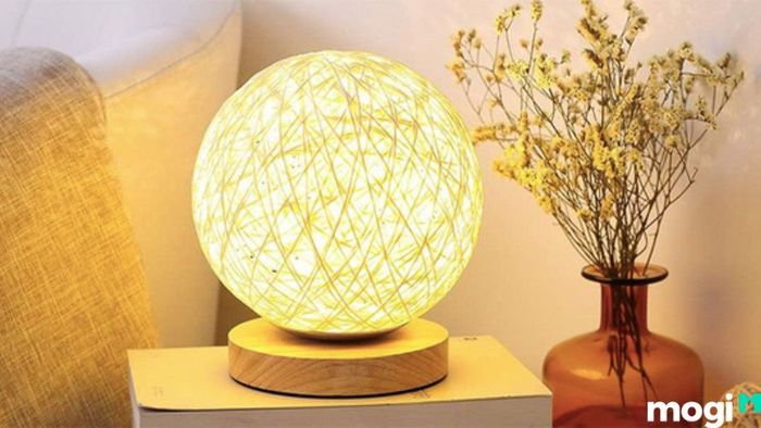 Phong ngủ kiểu Nhật là sự kết hợp hoàn hảo giữa sự tối giản và tính thẩm mỹ, tạo ra một không gian thư giãn, nhẹ nhàng.