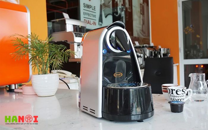 May-pha-ca-phe-procaffe-ha-noi-Mytour