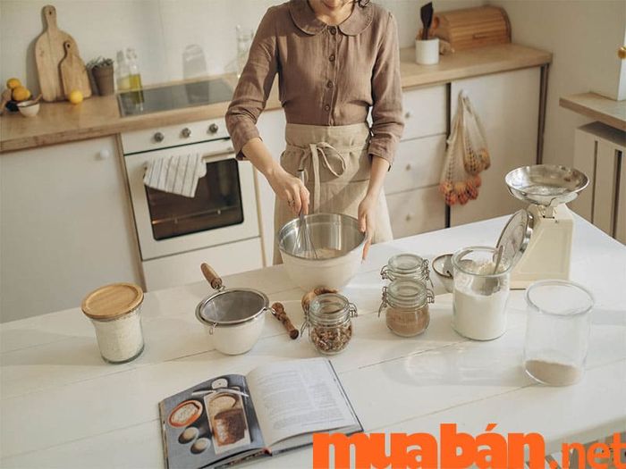 người làm bánh