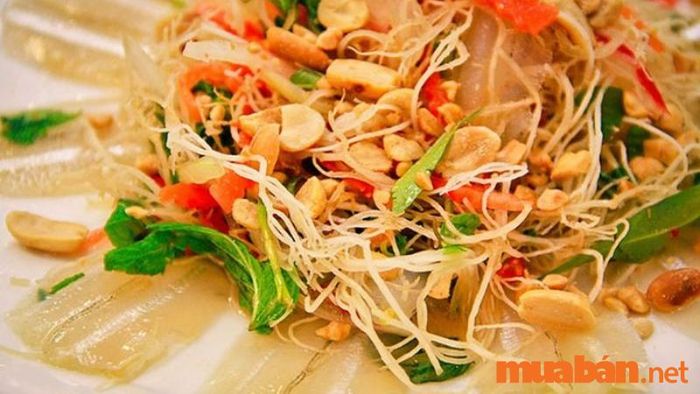 Món gỏi cá mai khô truyền thống