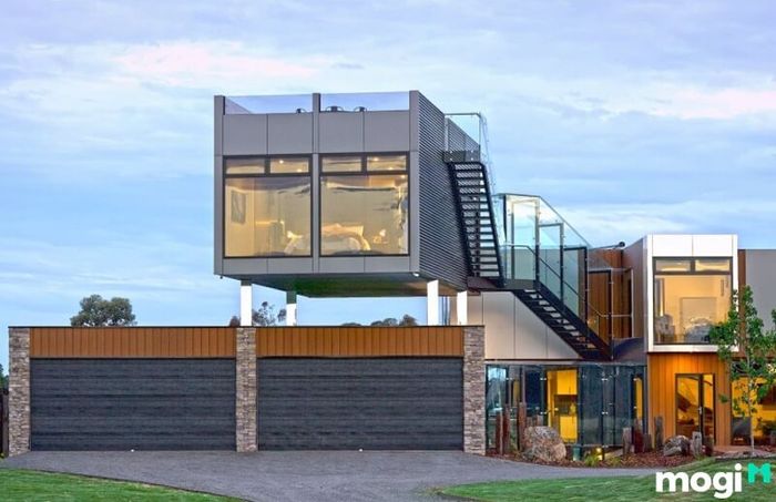 Một ngôi nhà container 2 tầng với thiết kế tinh tế, vừa đẹp vừa tiện nghi.