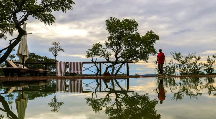 Nungubane Lodge: Affordable luxury in the heart of nature.