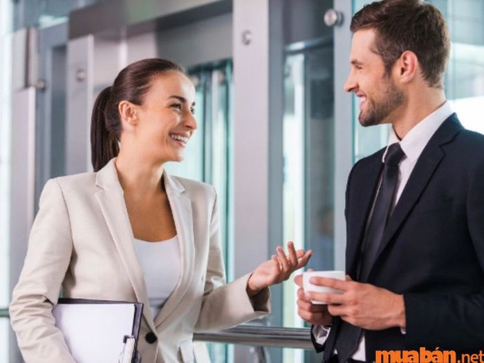 Khả năng ứng xử tốt với mọi người là yếu tố quan trọng giúp kế toán trưởng tạo dựng nhiều mối quan hệ trong và ngoài ngành.
