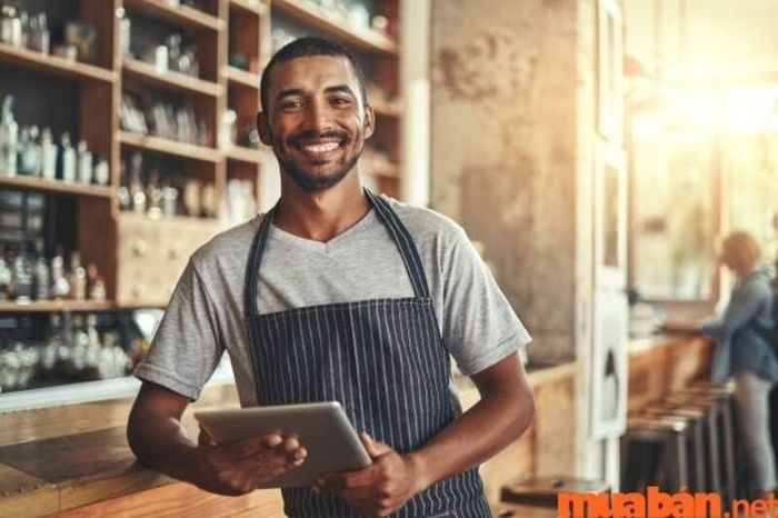 Nhân viên phục vụ quán cafe cần trang bị kỹ năng sử dụng công nghệ