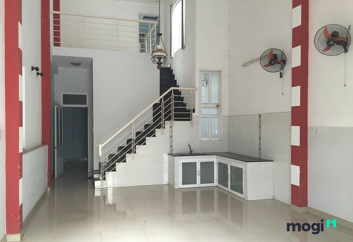 Bạn có thể tìm thông tin cho thuê nhà trong các nhóm bất động sản, hoặc các nhóm chuyên đăng tin cho thuê nhà nguyên căn, nhà trọ, phòng trọ tại Hà Nội.