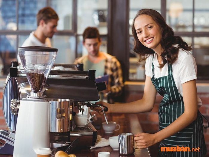 Nghề phục vụ quán cafe có thực sự khó khăn như bạn nghĩ?