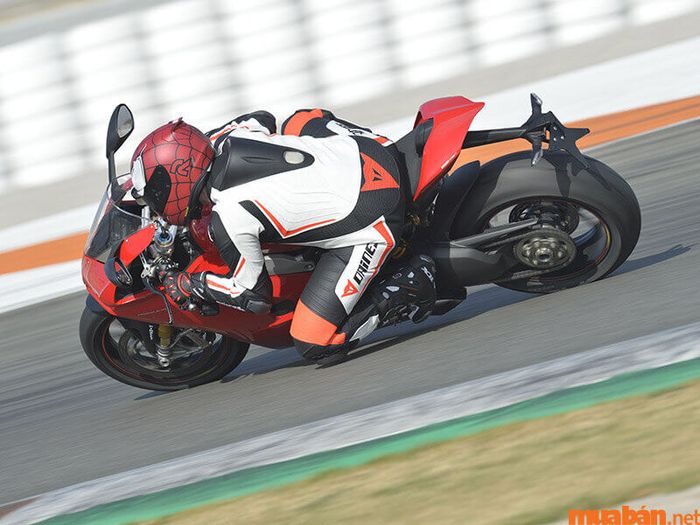 Giá xe Ducati Panigale