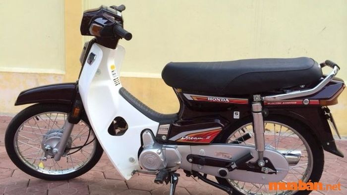 Mức tiêu hao nhiên liệu của xe Honda Dream là bao nhiêu?