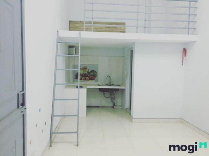 Các phòng trọ giá rẻ thường thiếu tiện nghi và không có nhiều trang bị hỗ trợ cho người thuê.