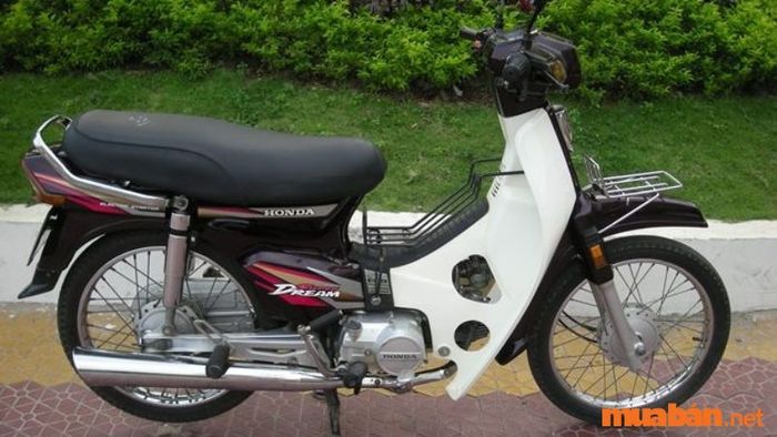 Mẫu xe Dream Việt 2010