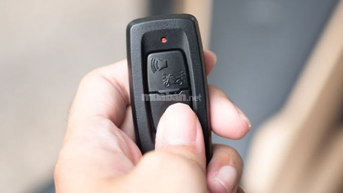 Chìa khóa thông minh giúp bảo vệ xe Air Blade 150 an toàn hơn và dễ dàng sử dụng trong mọi điều kiện.