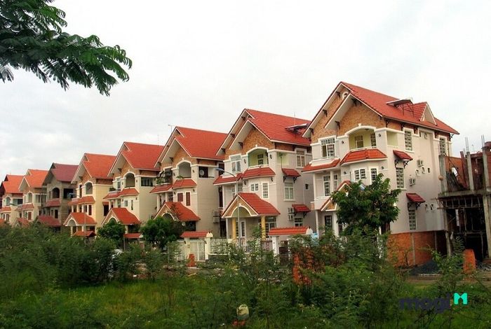 Có không ít trường hợp người mua bị lừa khi tìm mua nhà đất TPHCM giá rẻ.