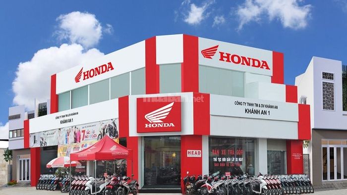 Giá xe Air Blade 150 tại cửa hàng Head Honda thường cao hơn so với các cửa hàng hoặc trang rao vặt khác.