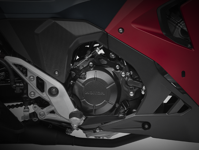 Động cơ DOHC mạnh mẽ