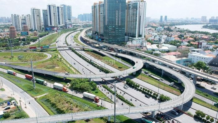 Các dự án nổi bật gần khu vực Chợ bắp ngã ba Bầu là những dự án hạ tầng, bất động sản được đầu tư mạnh mẽ và thu hút sự quan tâm lớn của giới đầu tư và người dân địa phương.