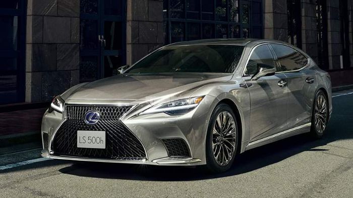 Lexus LS