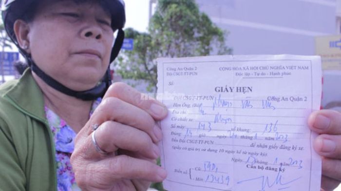 Xác nhận đăng ký xe và giấy hẹn