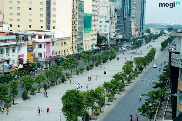Quận 1 và quận 3 là khu vực trung tâm sầm uất và nổi bật nhất của Sài Gòn.