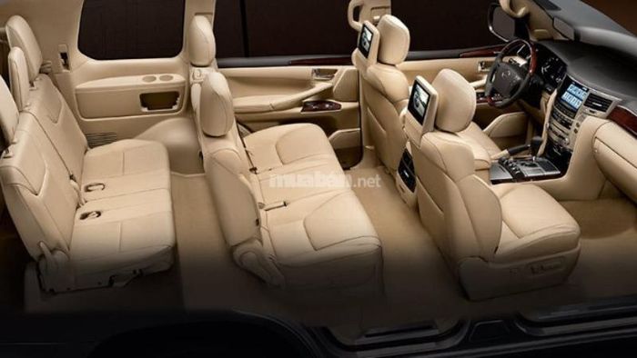 Nội thất sang trọng của Lexus LX 570